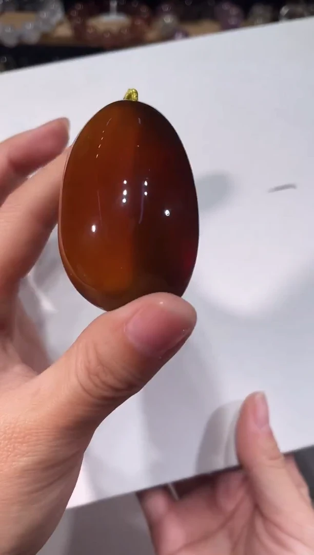 手链血珀未镶嵌A081血珀吊坠