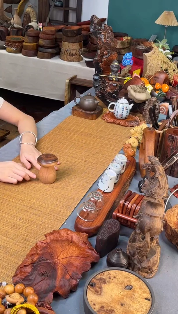 北美黑胡桃牙签筒