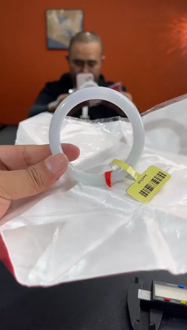 未镶嵌手镯翡翠16   58