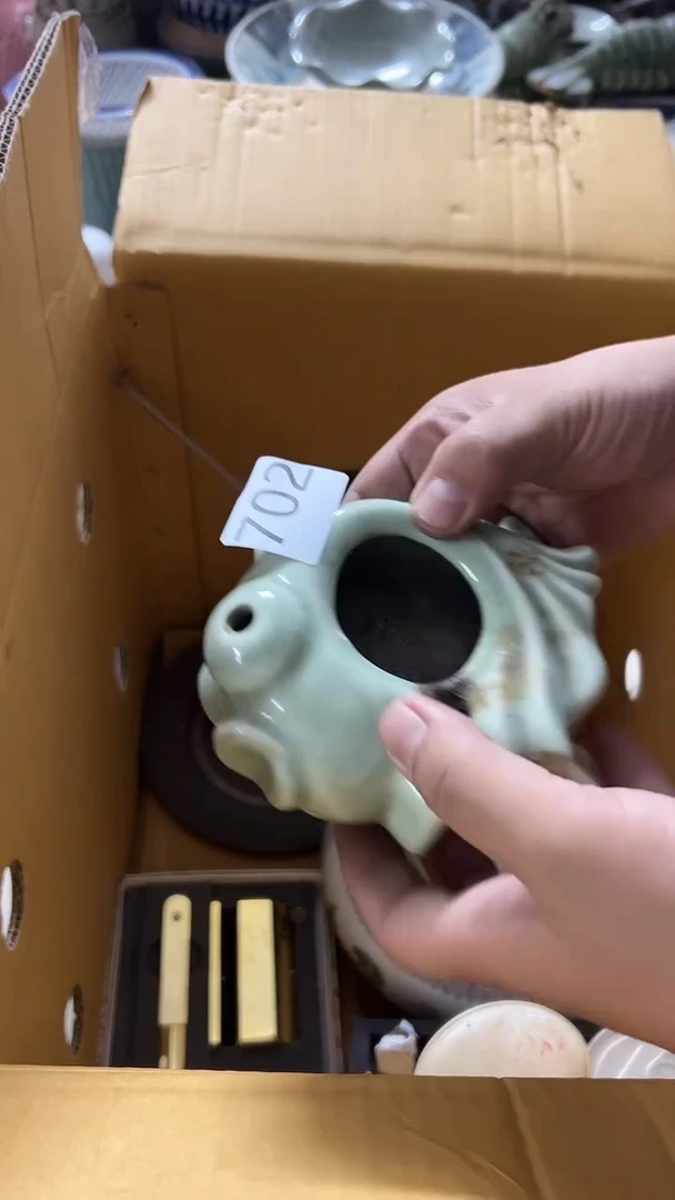 1有瑕疵的瓷器一单~~