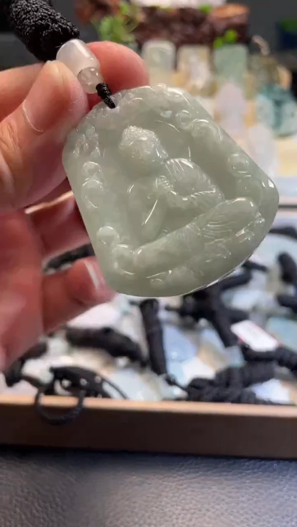 颈饰未镶嵌翡翠10/22/083