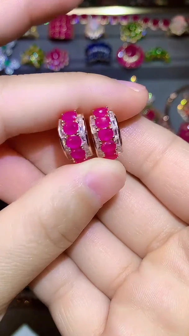 耳饰银S925镶嵌红宝石....