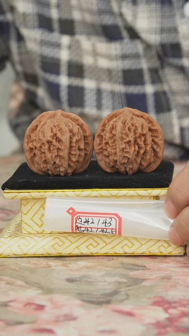 把件文玩核桃一代楼