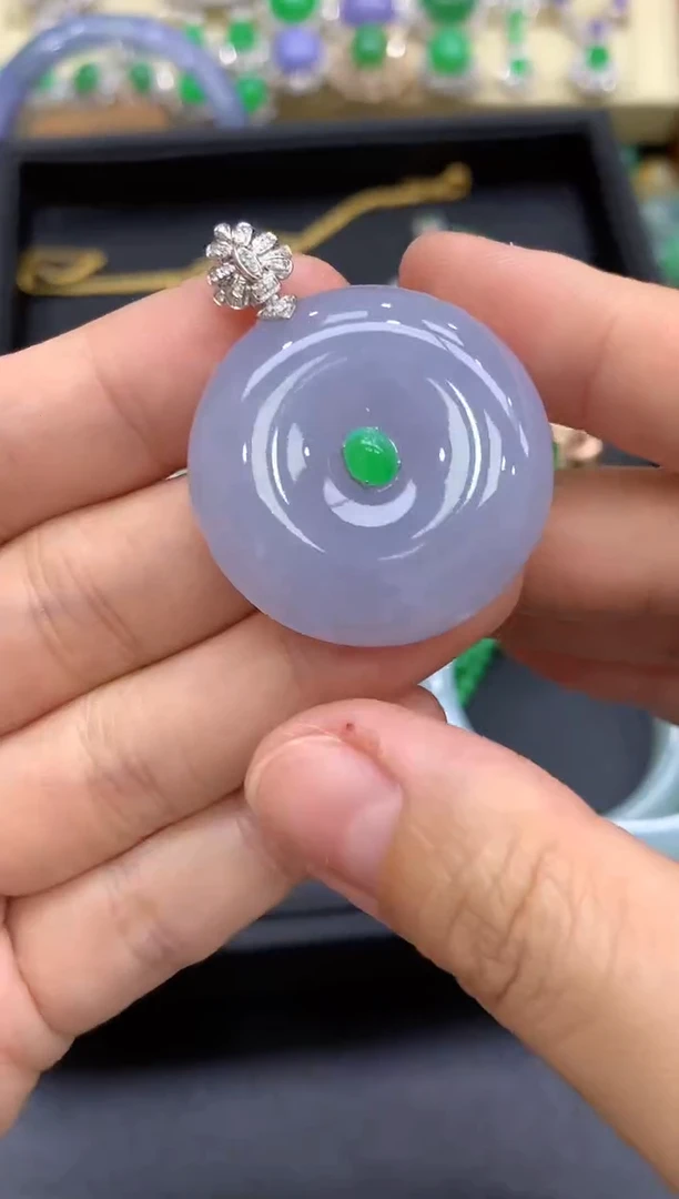 颈饰18K金镶嵌翡翠510-中国好珍宝