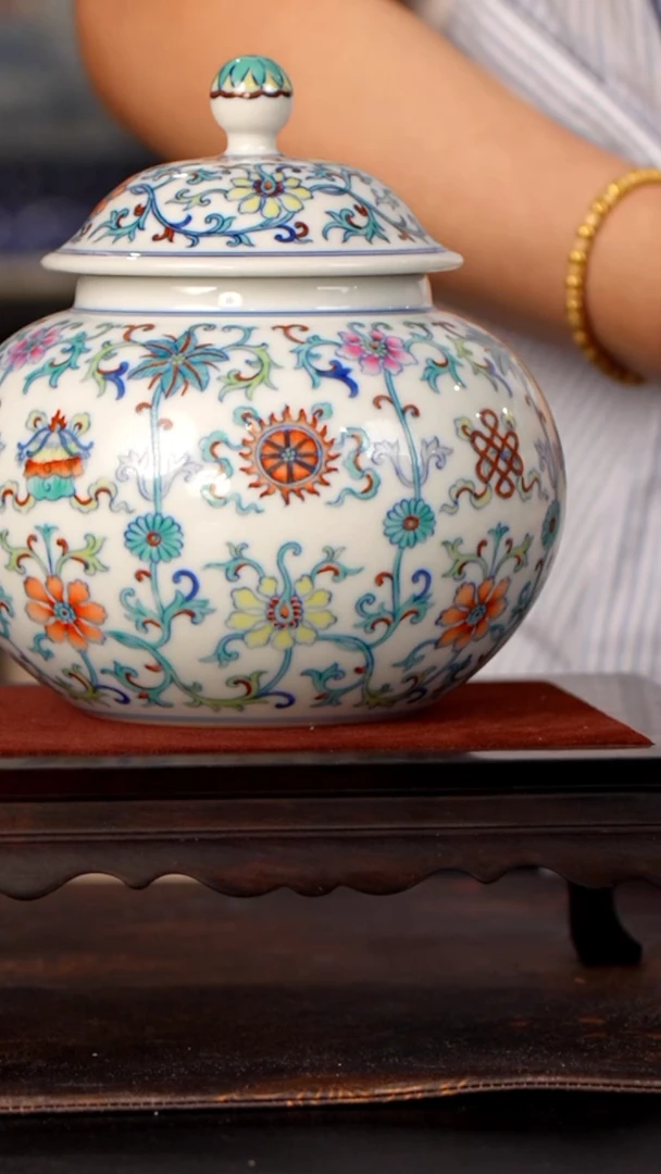 呀*～10号涂杏花斗彩八宝纹盖罐