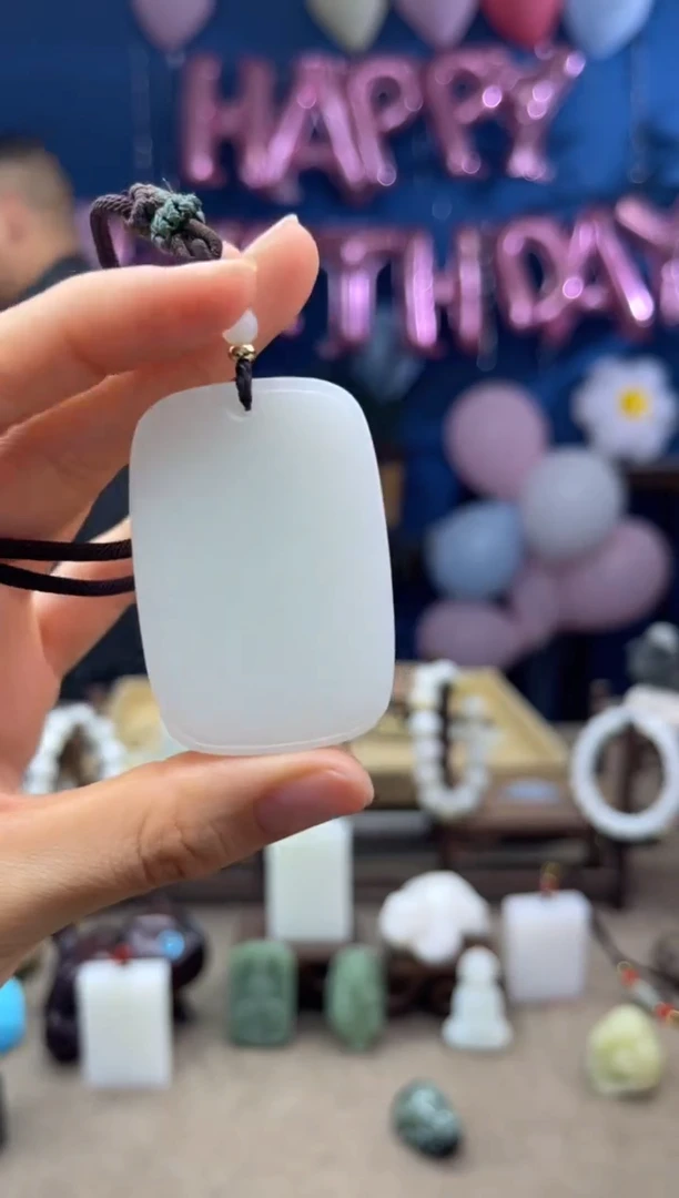 【闪购商品】和田玉颈饰未镶嵌1