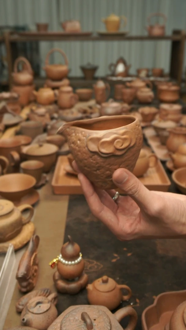 老岩泥原矿料   手捏祥云公道杯