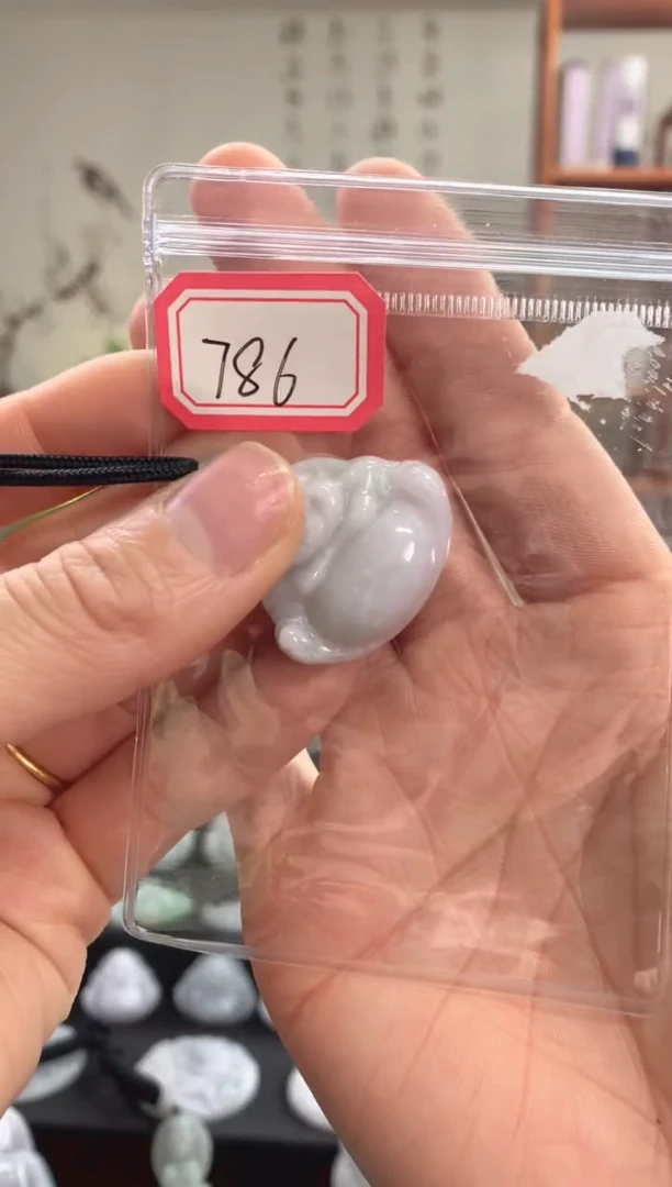 【闪购商品】翡翠颈饰未镶嵌佛公786