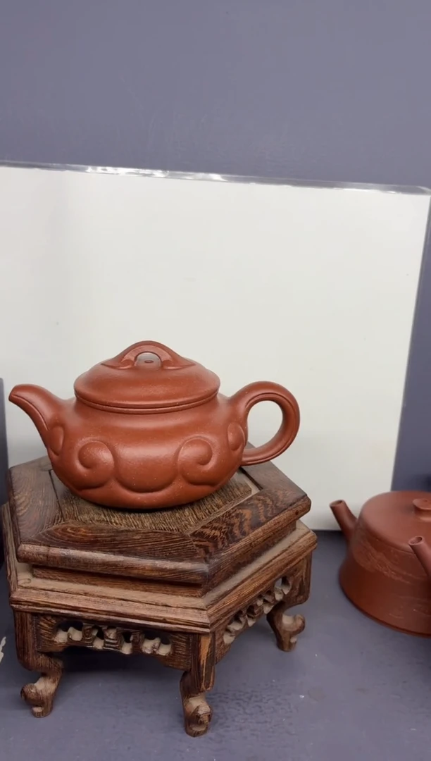 茶壶紫砂红降坡 仿古如意