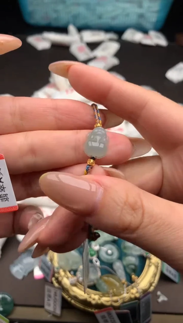 【闪购商品】翡翠手绳未镶嵌一