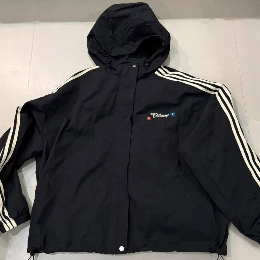 静静推荐-2025新款春款韩版休闲宽松连帽三条杠外套