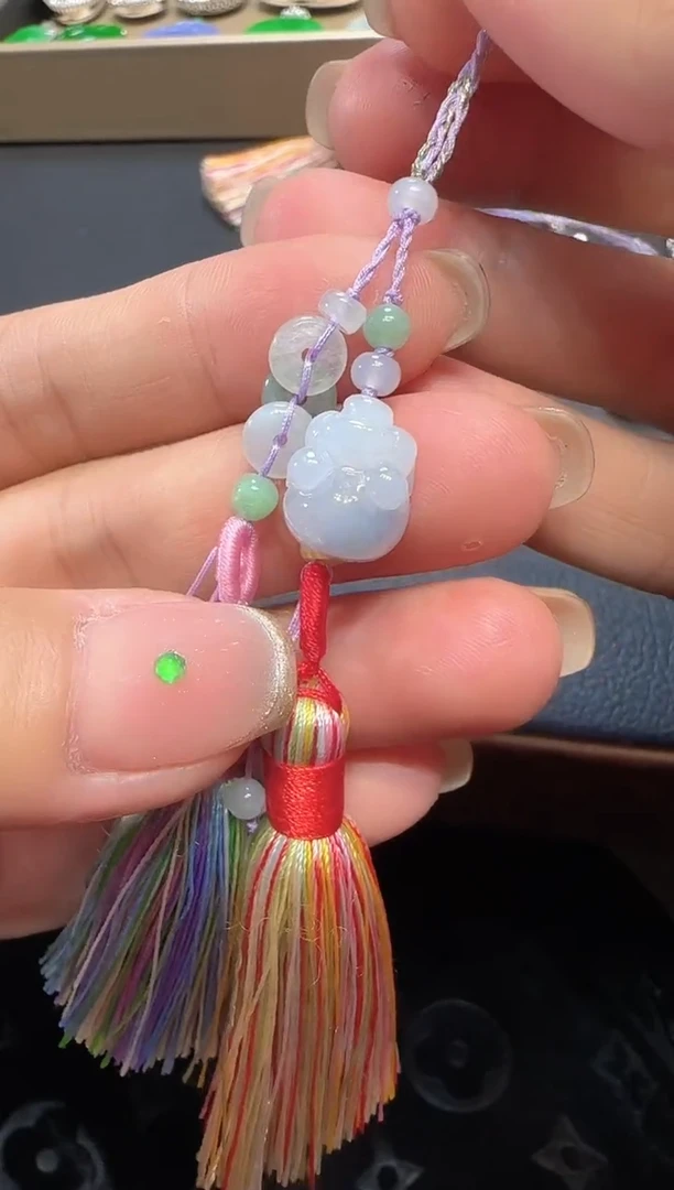 【闪购商品】翡翠挂件未镶嵌貔貅