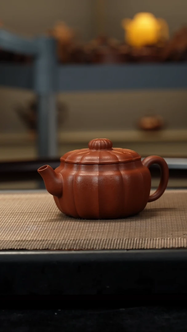 茶壶紫砂生砂朱泥筋纹和韵150CC微瑕