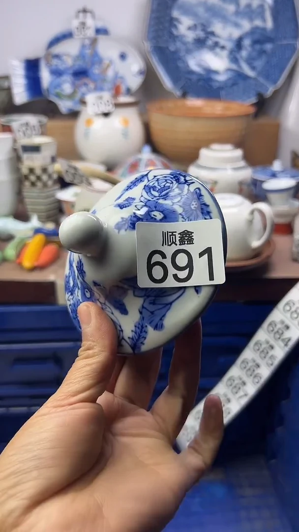 陶龙**世顺鑫工艺品店闪购