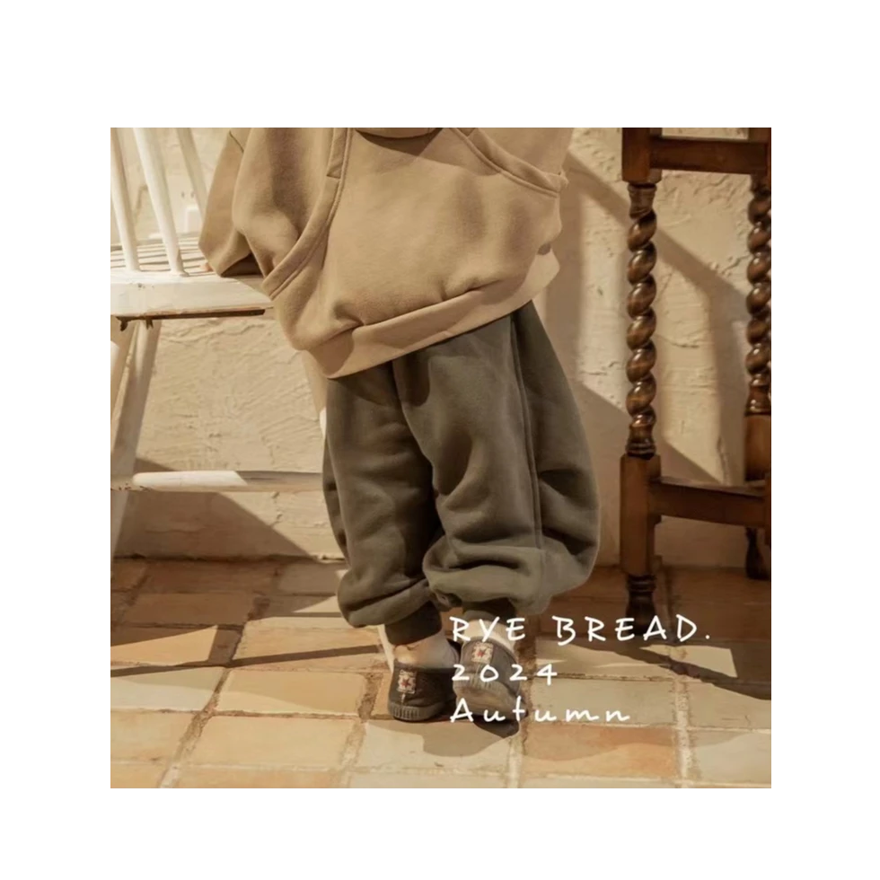 ryebread/黑面包童装  韩版男小童宽松版型休闲卫裤