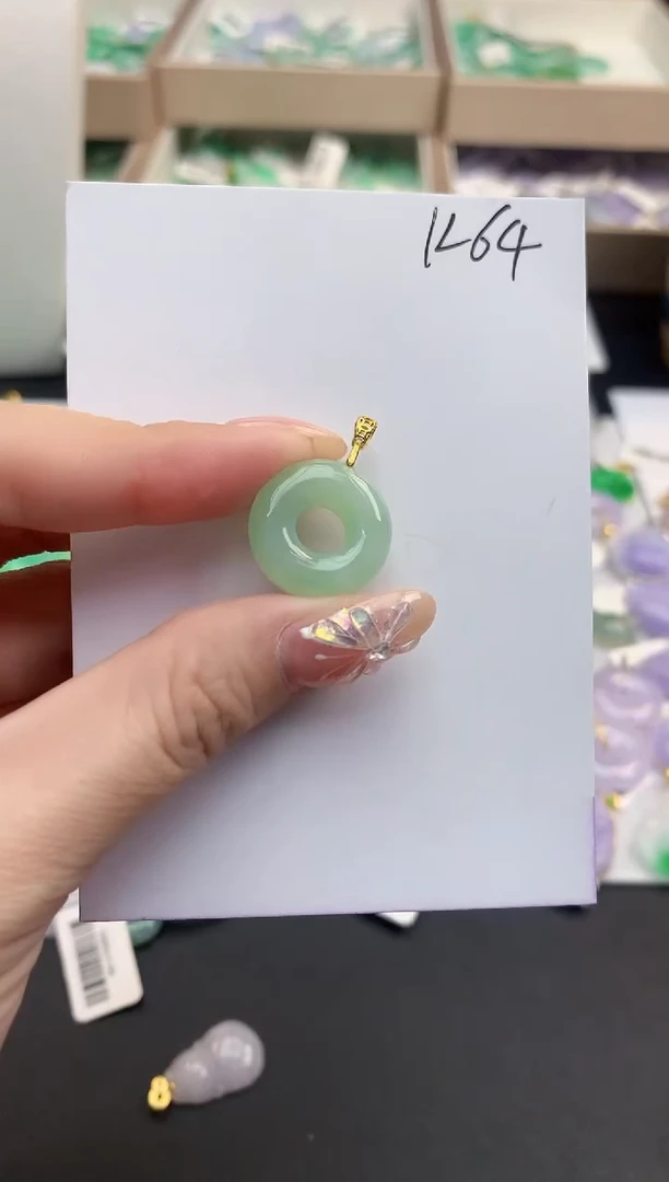 颈饰未镶嵌翡翠天然缅甸A货翡翠