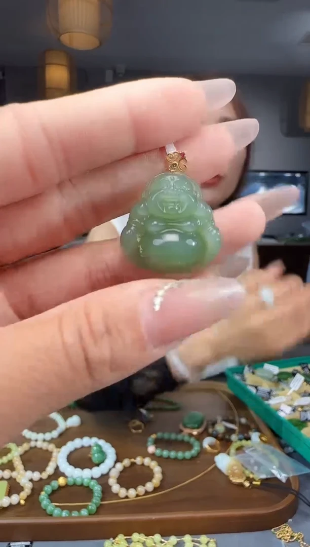 和田玉18K金镶嵌吊坠(不含链)1