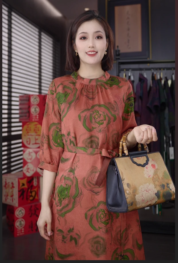 霓裳阁100桑蚕丝 小高领绞罗香云纱连衣裙(25008铿锵玫瑰）