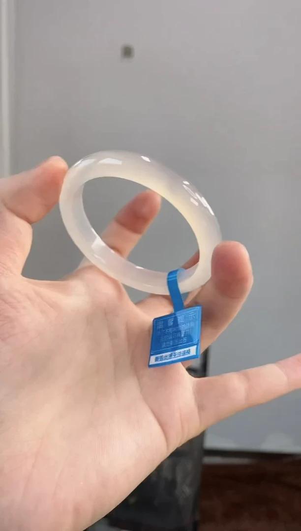 【闪购商品】玛瑙/玉髓手镯未镶嵌54圈