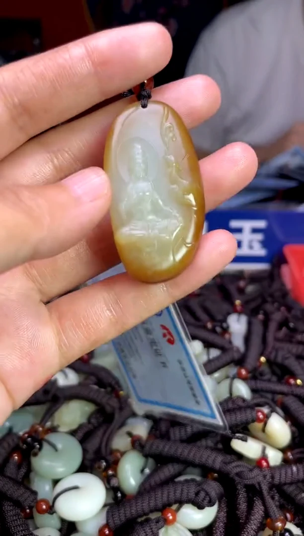 未镶嵌和田玉挂件1