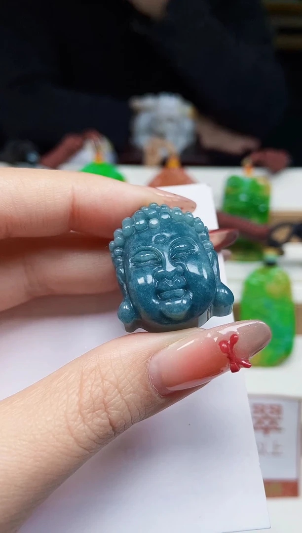 颈饰未镶嵌翡翠翡翠A货