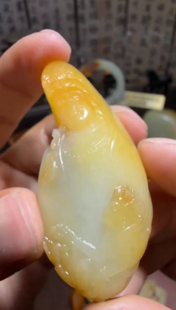 未镶嵌和田玉挂件和田玉