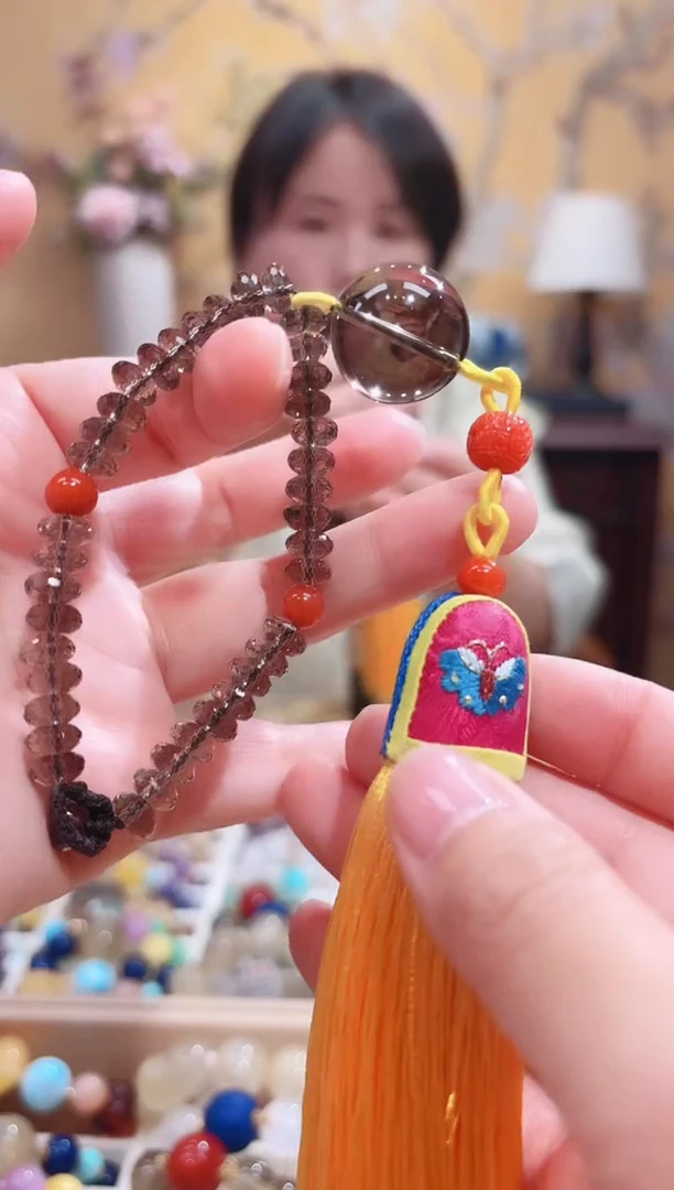 未镶嵌车挂水晶20.3咪茶晶，中式美学设计款，纯手工苏绣