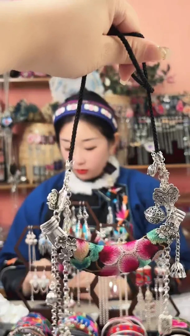 艺枝独绣手工饰品141
