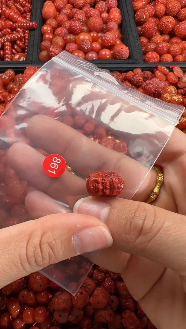 【闪购商品】南红玛瑙颈饰未镶嵌1