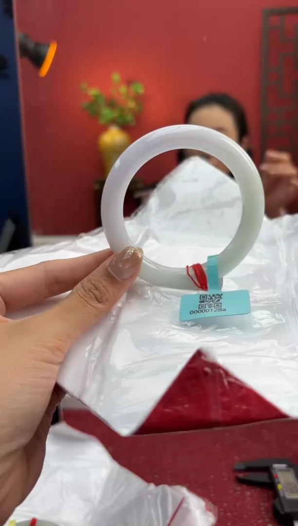 未镶嵌手镯翡翠翡翠手镯33