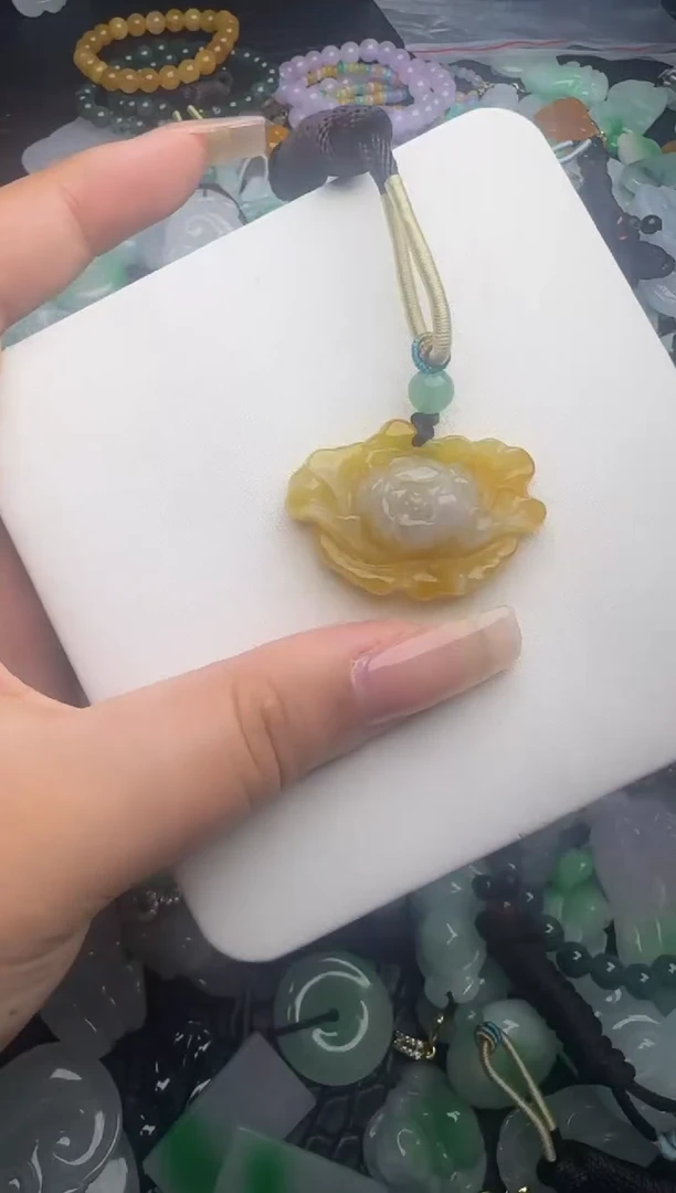 翡翠未镶嵌颈饰天然缅甸翡翠吊坠
