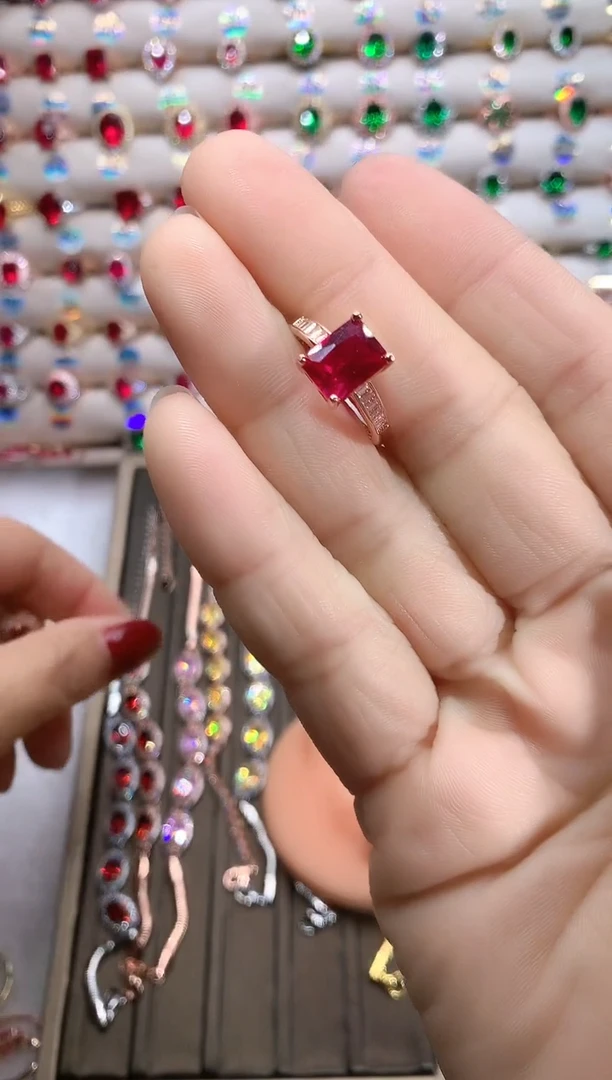 【闪购商品】红宝石戒指银S925镶嵌玫瑰金7.9