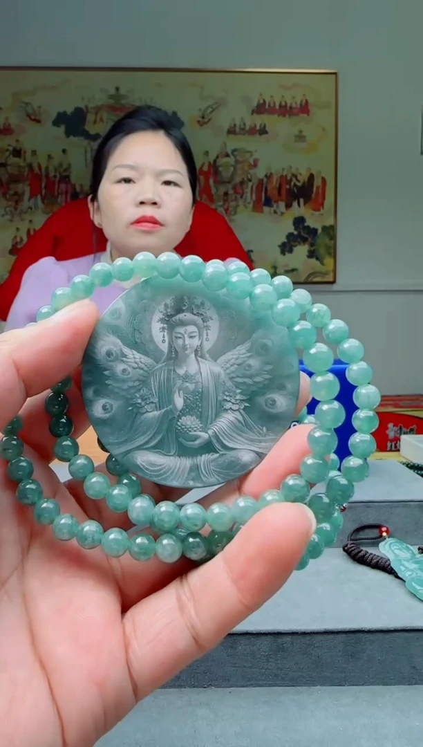 【闪购商品】翡翠颈饰未镶嵌佛母多样性随机一件发货