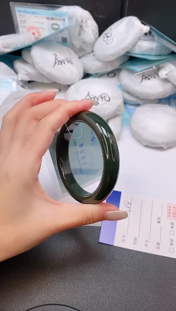 未镶嵌手镯和田玉10L98-58