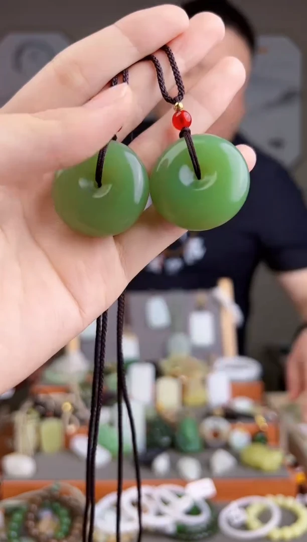 玉多样性发货 拍一单发一个