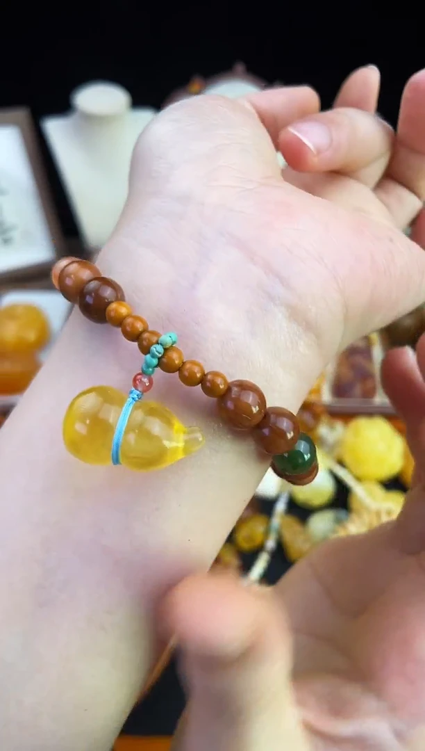 琥珀未镶嵌珠宝奇石柒月