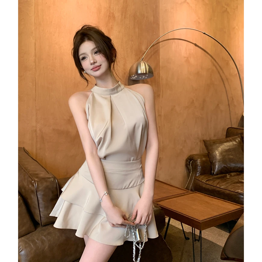 纯欲无袖挂脖背心上衣荷叶边半身裙高腰a字蛋糕短裙法式套装女春