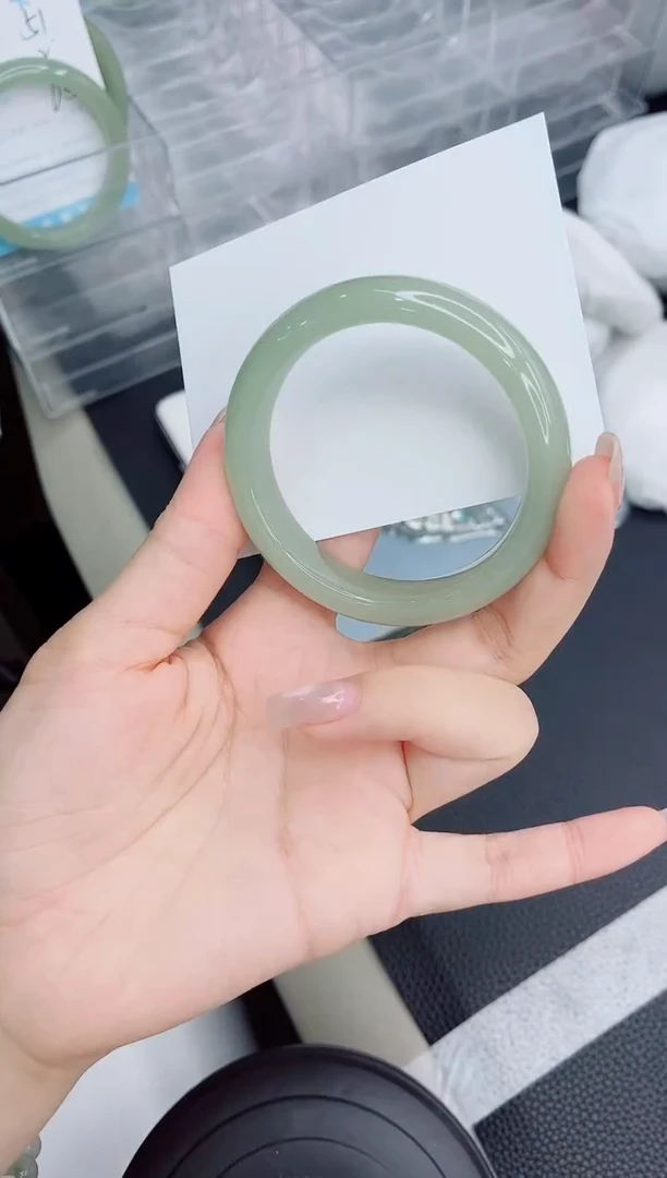 石英质玉手镯未镶嵌a56-52.1