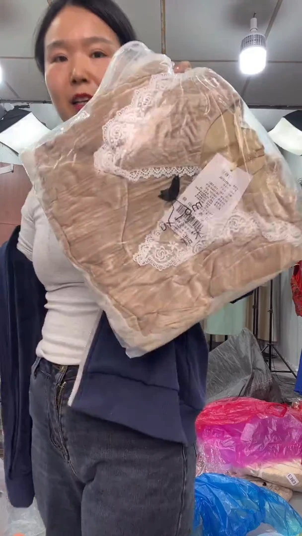 二蛋礼服=断码清仓