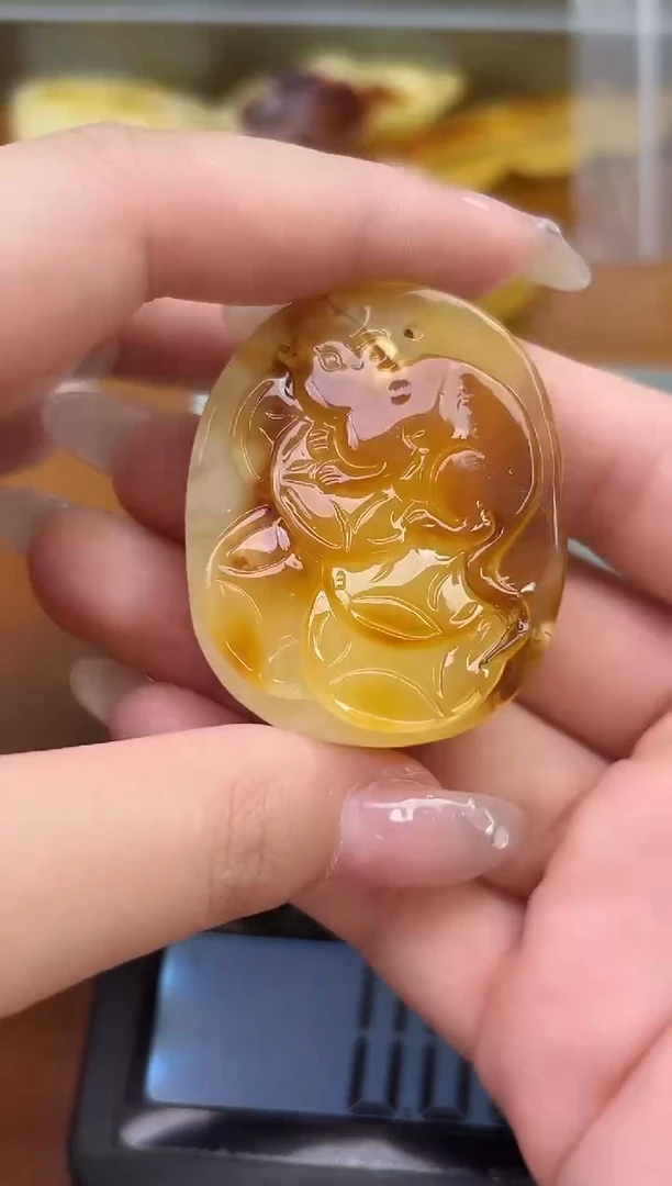 裸石琥珀未镶嵌琥珀蜜蜡吊坠