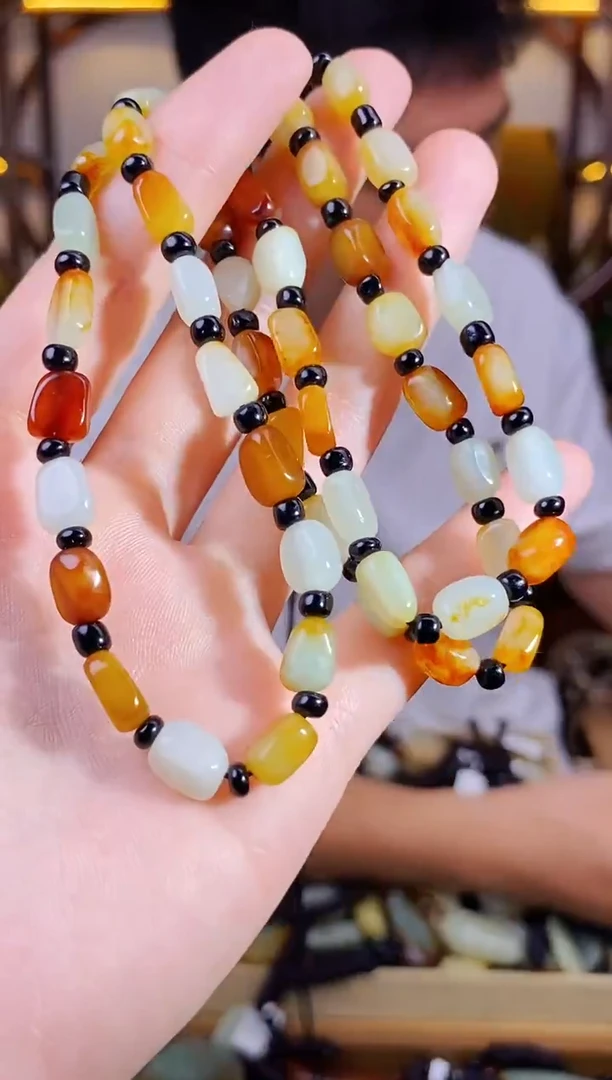 和田玉未镶嵌颈饰1多样性发货拍一单发一个