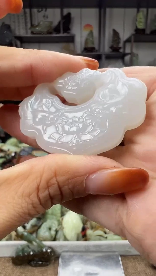 未镶嵌和田玉把件1