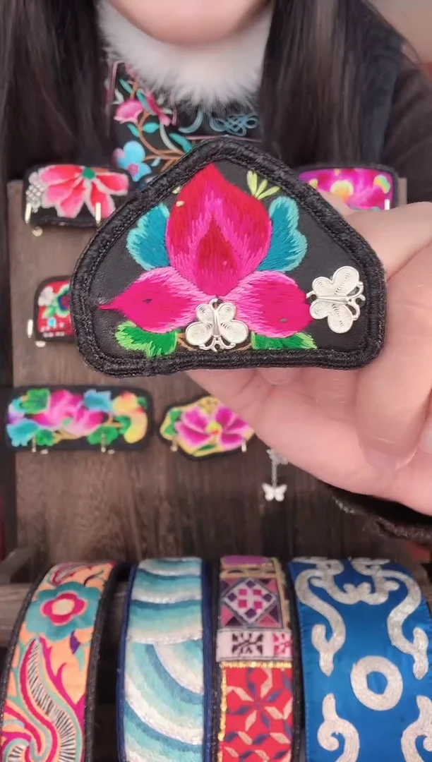 织绣非遗手工苗绣首饰60掰掰夹