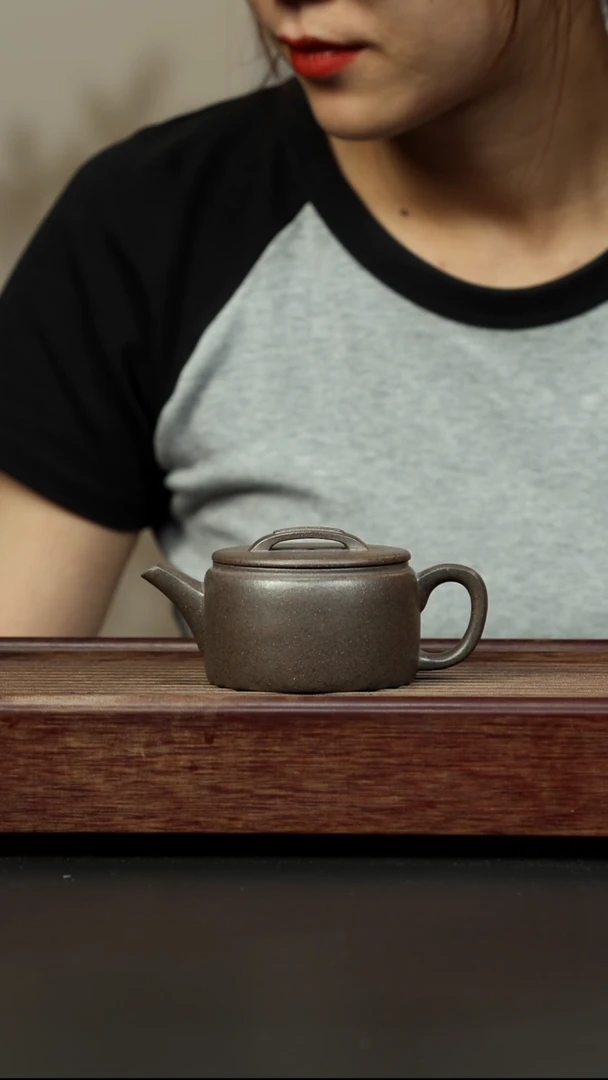紫砂茶壶百年岩中泥 汉瓦