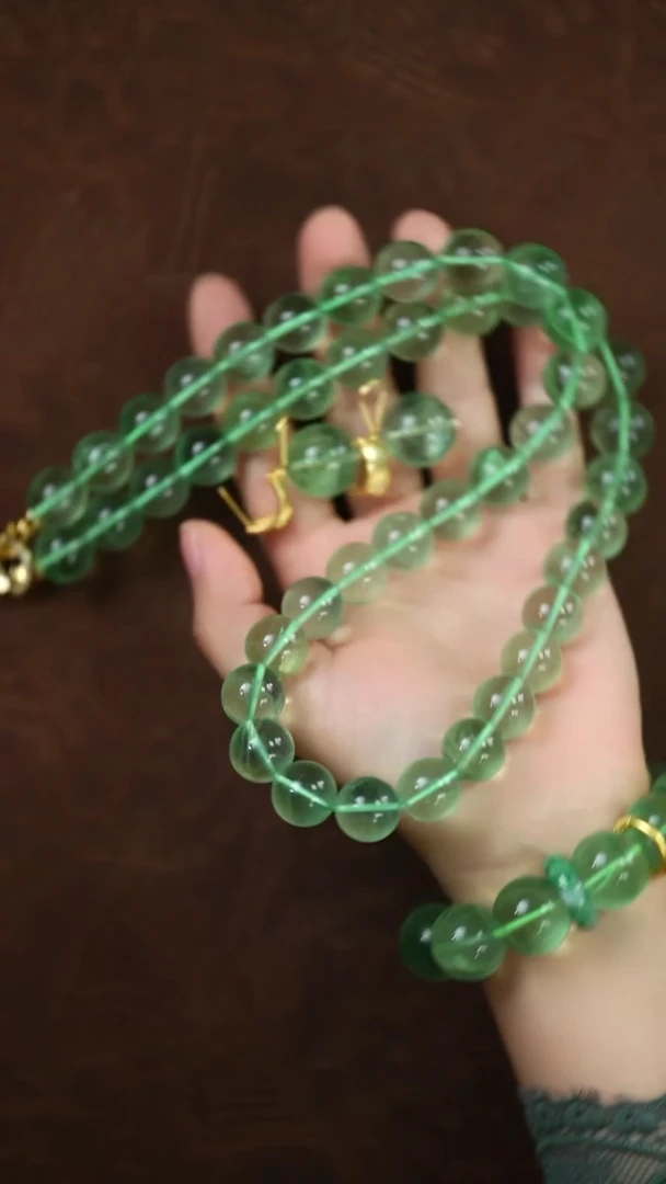 未镶嵌颈饰萤石闪购 耳环+手串+项链