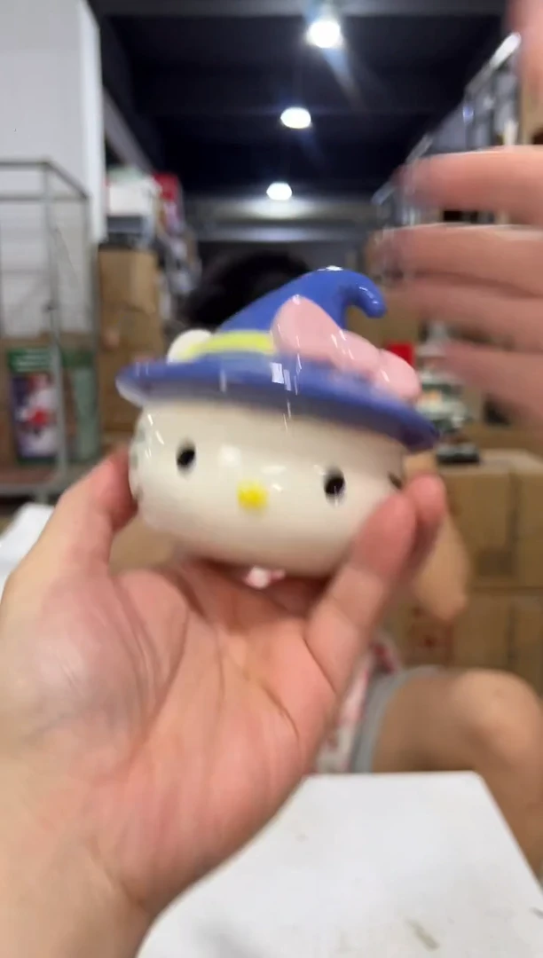 瓷片魔法kt猫花插摆件微瑕