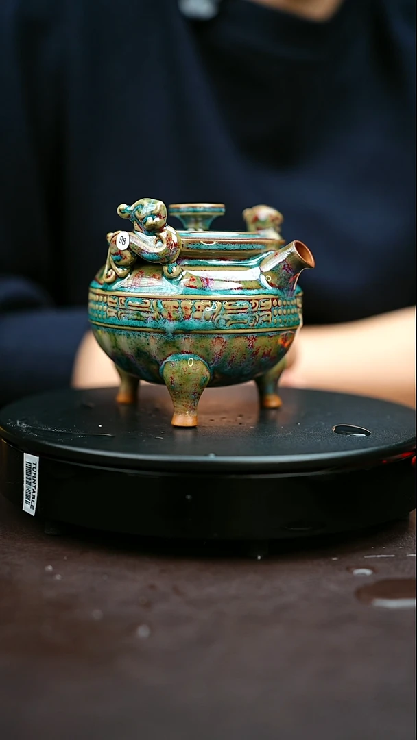 58#原矿钧瓷炉钧釉虎贲壶