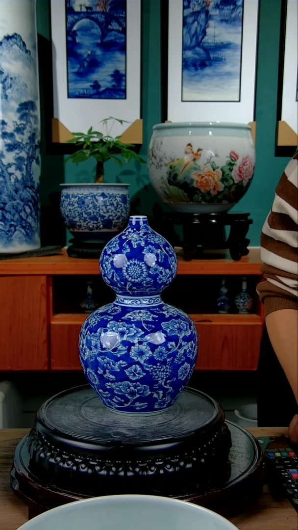 摆件景德镇手绘陶瓷888