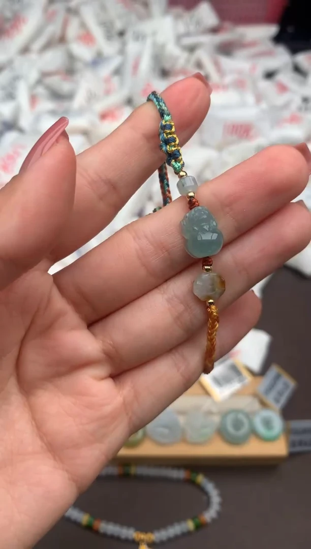【闪购商品】翡翠手绳未镶嵌一