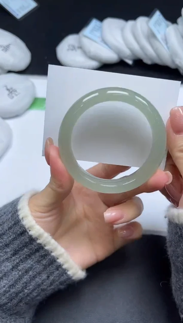 未镶嵌手镯石英质玉0114-5253